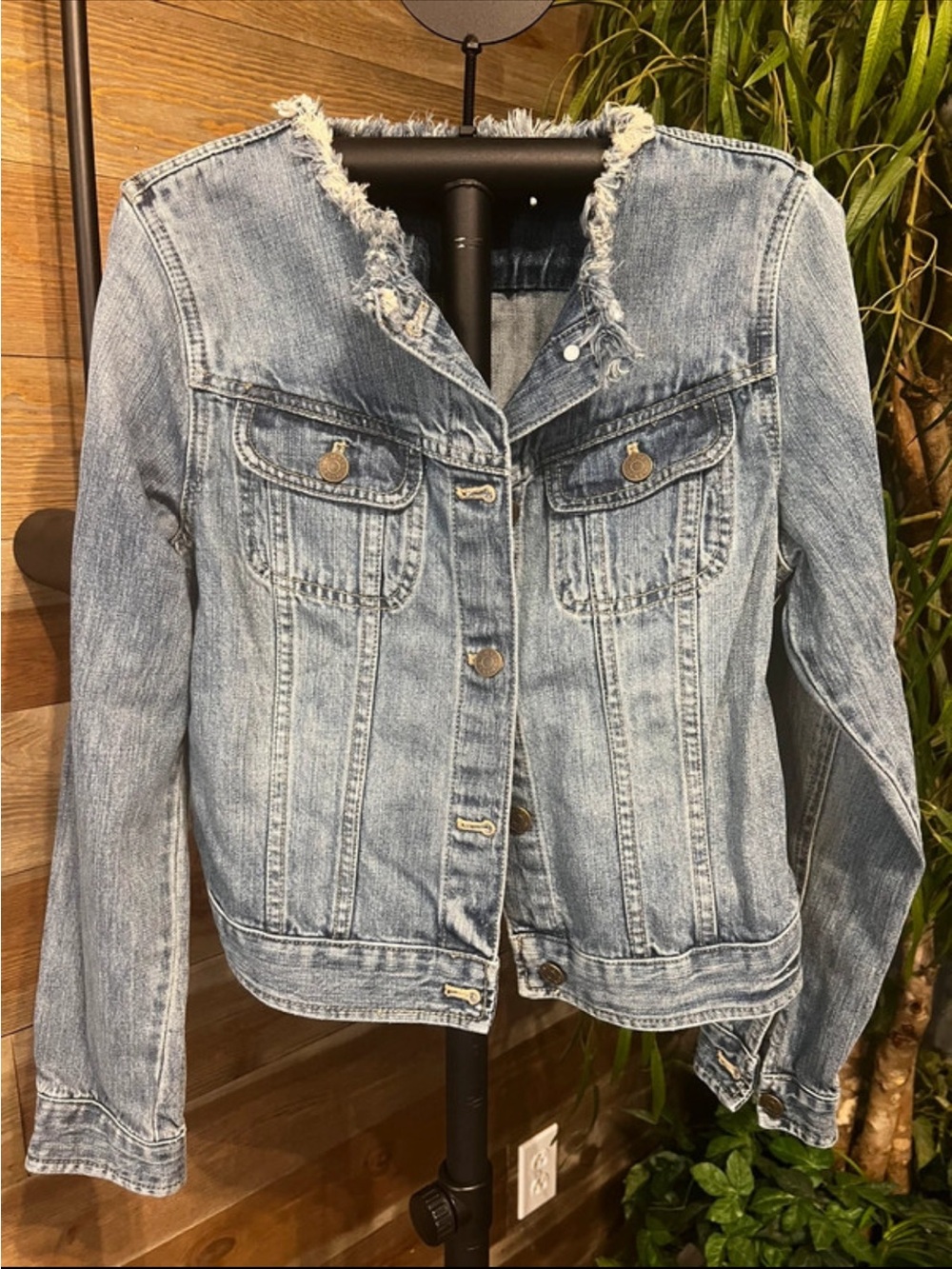 Chaps denim jacket. M.